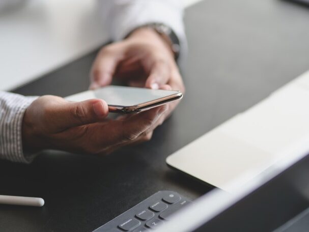 AdobeStock_300523126-960x456